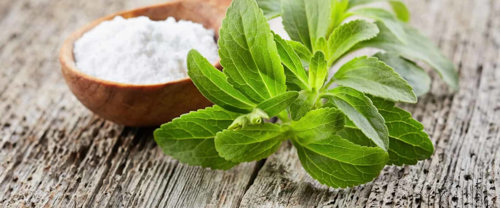 Stevia vs Stevia Extract: Understanding the Differences and Making the Right Choice